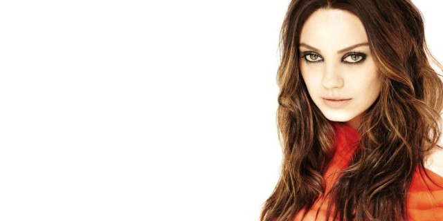 mila-kunis-licenziata-dior