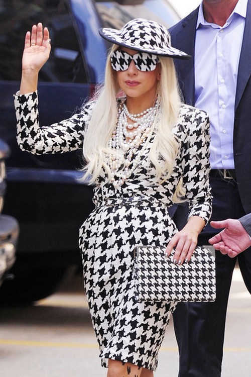 pied-de-poule-lady-gaga