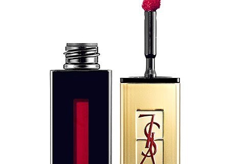 yves-saint-laurent-rouge-pur-couture-vernis-a-levres-glossy-stain-n11-rouge-gouache
