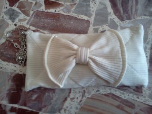 pochette fiocco bianca