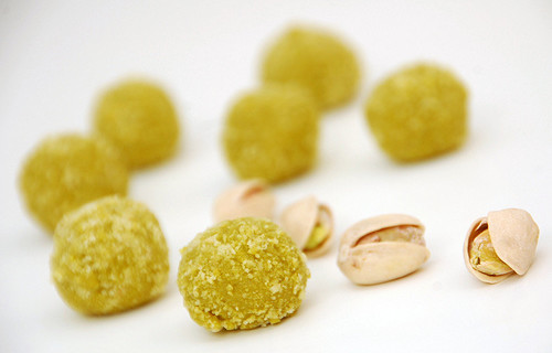 tartufi al cioccolato bianco_pistacchi