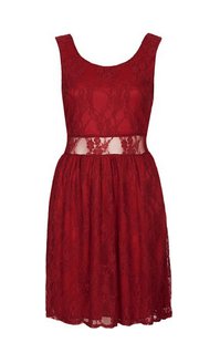 Pizzo, rosso e oro: le tendenze per Natale e Capodanno 2013