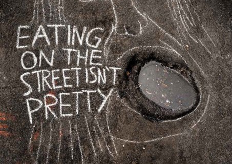 Guerriglia marketing per combattere la povertà