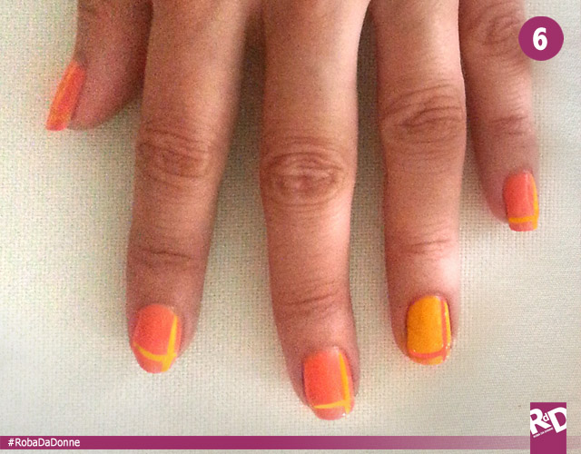 Shopping con le amiche: nailart