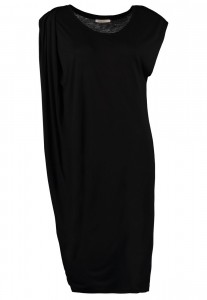(Olivia- 25 €)