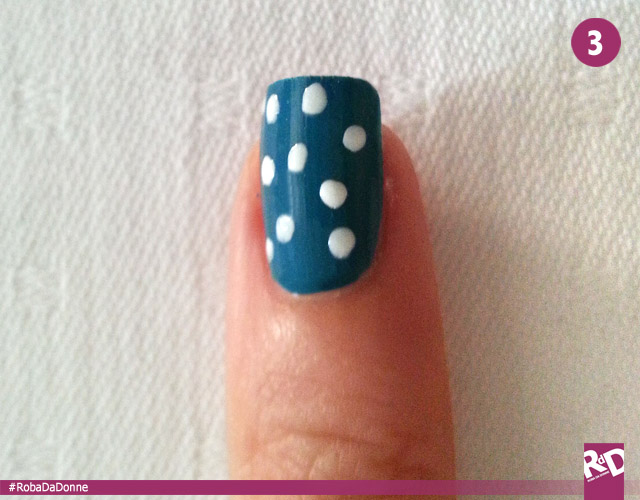 Nail art per un party in piscina
