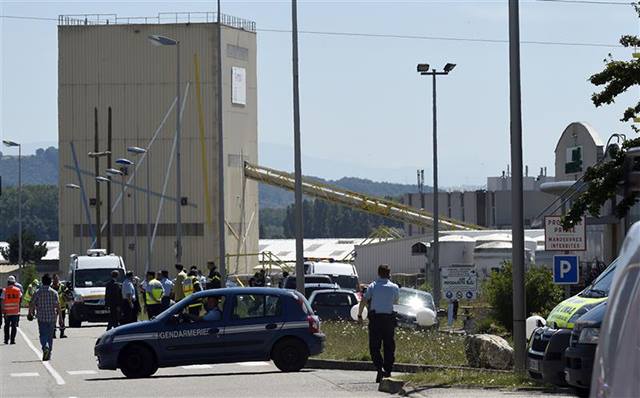 Terrore in Francia: attentato in una fabbrica della Air Products
