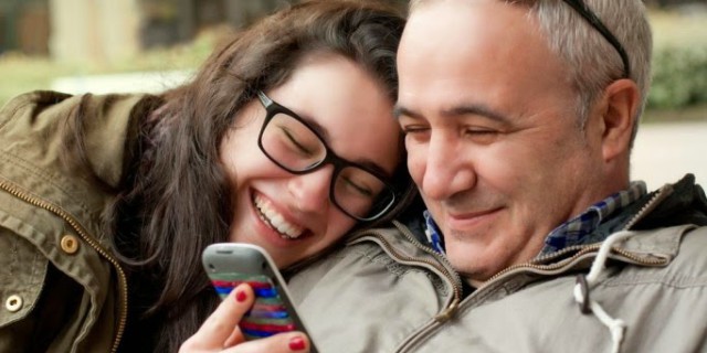 Il rapporto tra padre e figlia adolescente
