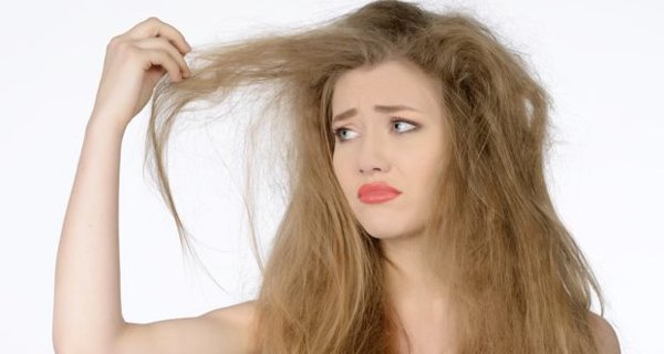 Integratori per capelli secchi