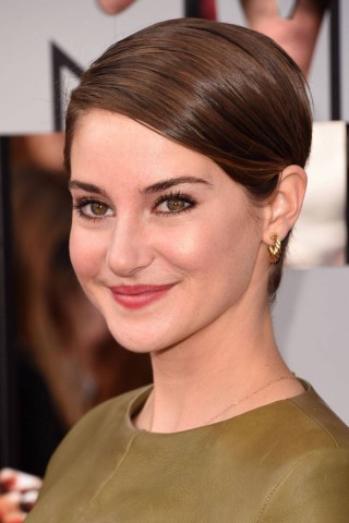 Shailene-Woodley-pixie-cut-Hairstyles-at-MTV-Movie-Awards